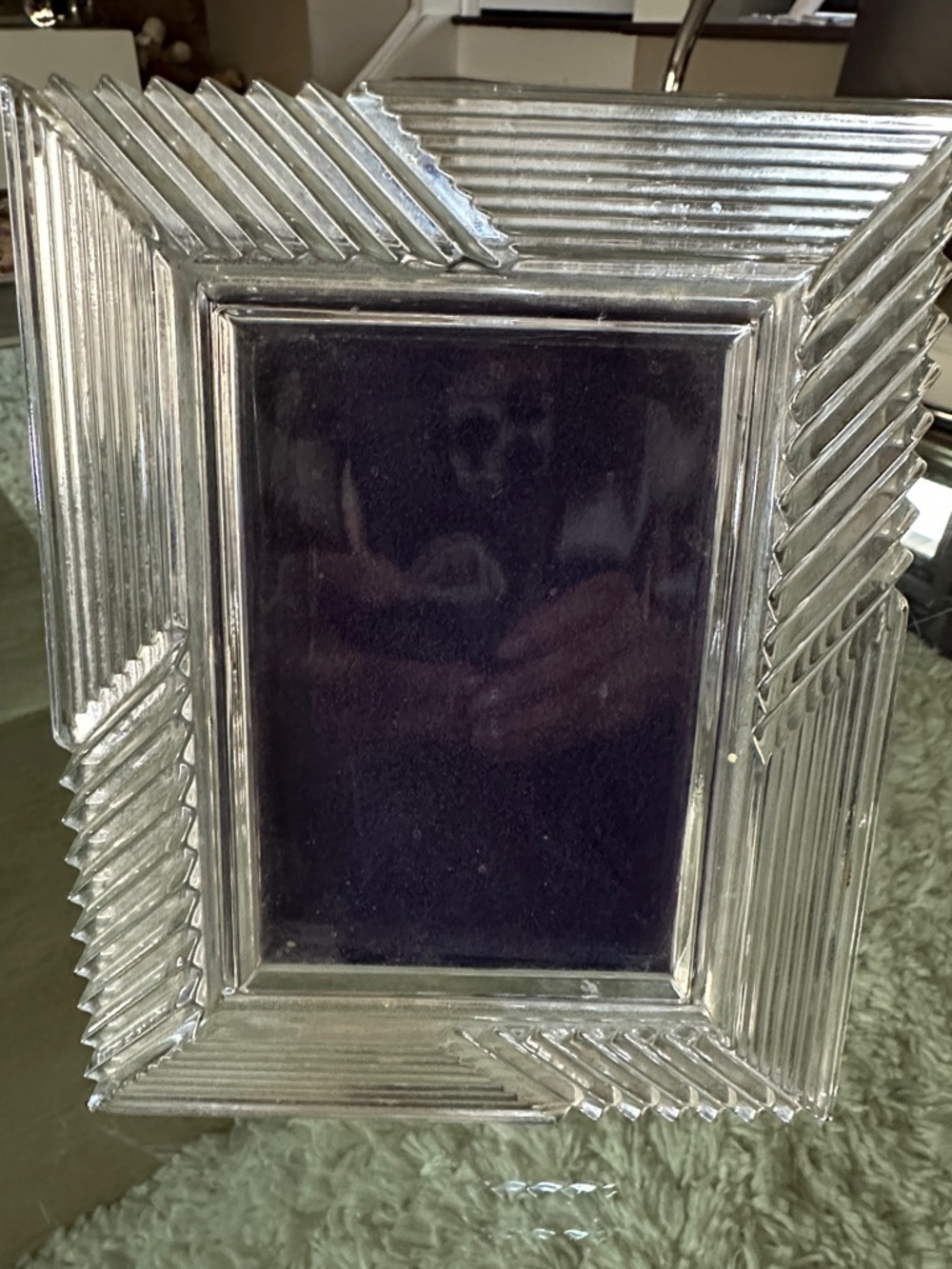 Glass 4x6 Decorative Photo Frame - Picture 2 of 7